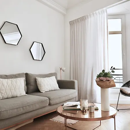 Chic 1-bedroom Steps Away From La Croisette