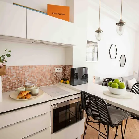 Apartament Chic 1-bedroom Steps Away From La Croisette *