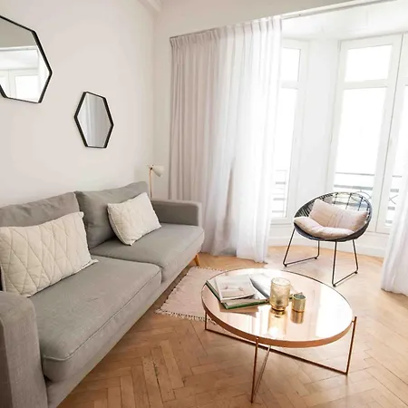 Apartament Chic 1-bedroom Steps Away From La Croisette Cannes