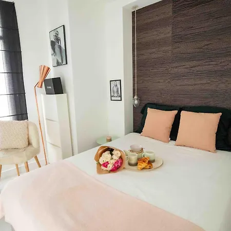 Chic 1-bedroom Steps Away From La Croisette